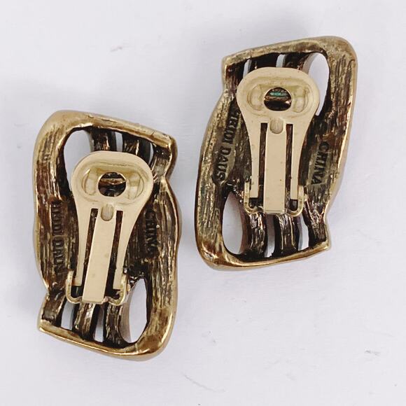 Heidi Daus Ribbon Candy Swarovski Red Rhinestone Holiday Clip On Earrings - Picture 8 of 11